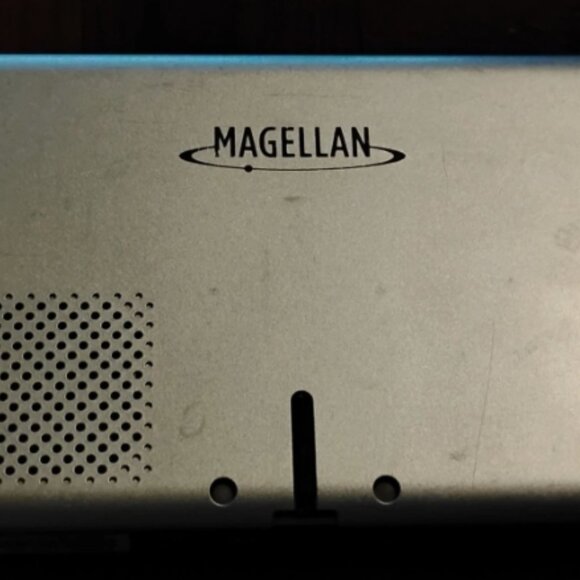 Magellan Roadmate 1470 Portable GPS Car Navigation System Bundle - Picture 2 of 3